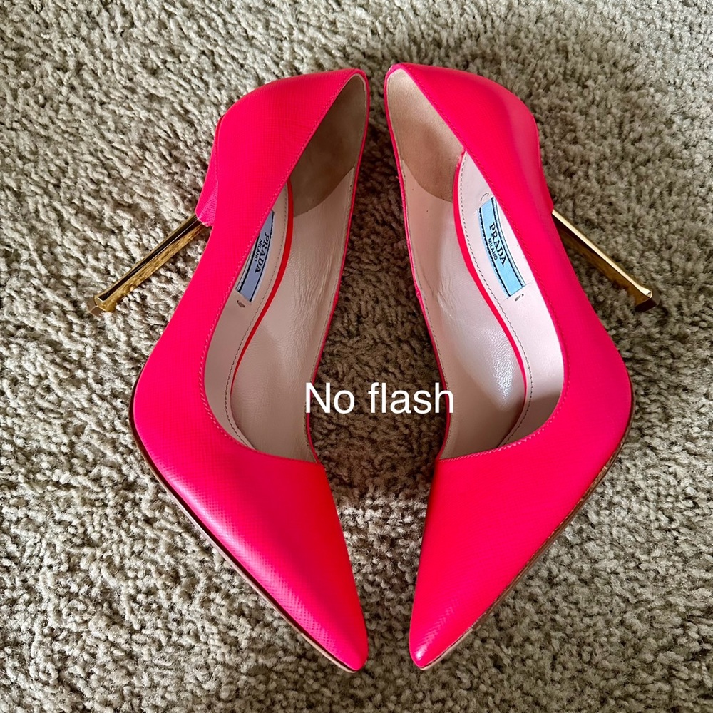 PRADA Leather Pumps - Picture 6 of 16